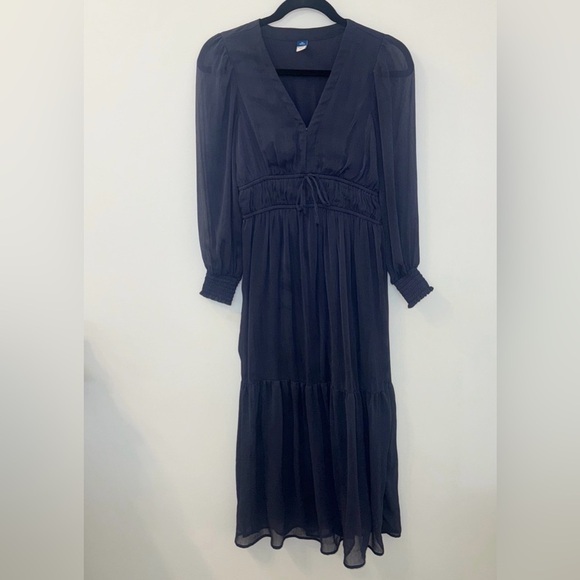 Old Navy Waist Defined Smocked Maxi Chiffon Dress - Picture 6 of 8
